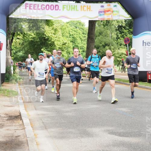 29.06.2025 - hella hamburg halbmarathon MichiJ http://msf.ph/oto/8349197 29.06.2025 10:40:58 Zwischen KM18-KM19 1502, 1727, 2070, 2884, 3103, 3310, 4189, 4299, 4938, 6942, 6994, 7147, 9537, 11430, 11992, 13997, 14323, 15146, 15179, 15980, 16623, 16750, 18143, 18720 meine-sportfotos.de