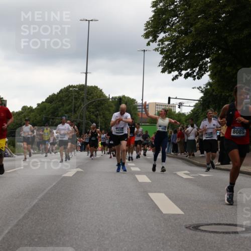 29.06.2025 - hella hamburg halbmarathon Yannick Fuchs http://msf.ph/oto/8349223 29.06.2025 10:52:38 20KM 1319, 1946, 1951, 2027, 2159, 2250, 2619, 2711, 2855, 2996, 4550, 4767, 5084, 5675, 6860, 7659, 8089, 8392, 9156, 9353, 9553, 9555, 9835, 10020, 10268, 10518, 10539, 10703, 10915, 11605, 11808, 11846, 12734, 12735, 12809, 13512, 13654, 13694, 14355, 14673, 14914, 16189, 16206, 16409, 16922, 16924, 17531, 17665, 17782, 17810, 17814, 17839, 17852, 17931, 17967, 18112, 18556, 18682, 18727, 18730, 18833, 18985, 19002, 19003 meine-sportfotos.de