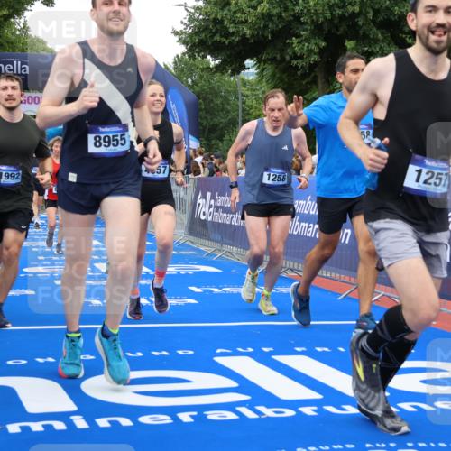 29.06.2025 - hella hamburg halbmarathon Strokosch-Dieckow http://msf.ph/oto/8349227 29.06.2025 10:52:52 Ziel 1257, 1258, 1657, 2099, 2444, 2814, 2910, 4557, 4558, 4770, 5077, 5169, 5194, 5907, 7509, 8139, 8172, 8720, 8955, 9065, 9163, 10724, 10811, 11217, 11992, 12367, 12519, 14198, 14286, 14791, 14805, 15430, 17198, 18590, 18720, 19244 meine-sportfotos.de