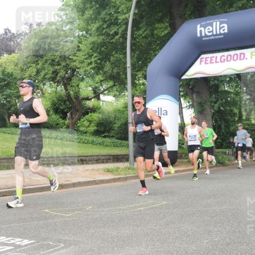 29.06.2025 - hella hamburg halbmarathon KatJ http://msf.ph/oto/8349243 29.06.2025 10:20:51 Zwischen KM18-KM19  meine-sportfotos.de