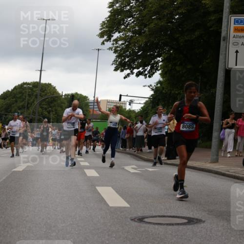 29.06.2025 - hella hamburg halbmarathon Yannick Fuchs http://msf.ph/oto/8349266 29.06.2025 10:52:38 20KM 1319, 1946, 1951, 2027, 2159, 2250, 2619, 2711, 2855, 2996, 4550, 4767, 5084, 5675, 6860, 7659, 8089, 8392, 9156, 9353, 9553, 9555, 9835, 10020, 10268, 10518, 10539, 10703, 10915, 11605, 11808, 11846, 12734, 12735, 12809, 13512, 13654, 13694, 14355, 14673, 14914, 16189, 16206, 16409, 16922, 16924, 17531, 17665, 17782, 17810, 17814, 17839, 17852, 17931, 17967, 18112, 18556, 18682, 18727, 18730, 18833, 18985, 19002, 19003 meine-sportfotos.de
