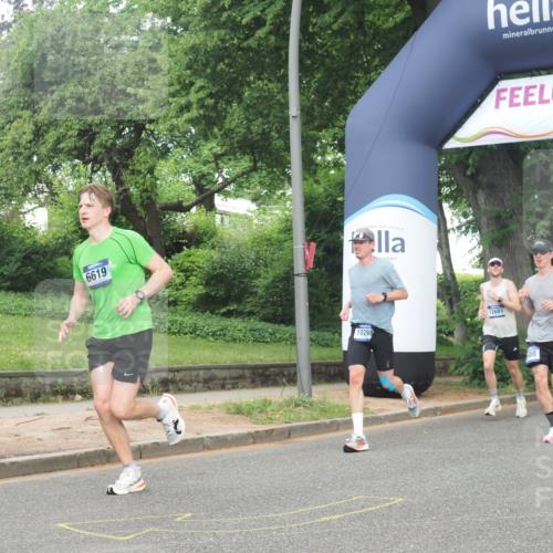 29.06.2025 - hella hamburg halbmarathon KatJ http://msf.ph/oto/8349439 29.06.2025 10:20:53 Zwischen KM18-KM19 6619, 7272 meine-sportfotos.de
