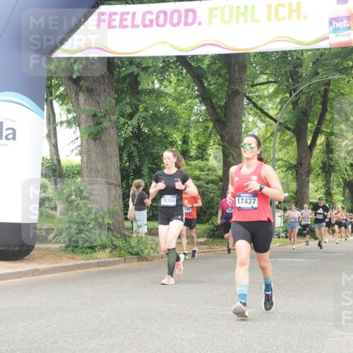 29.06.2025 - hella hamburg halbmarathon KatJ http://msf.ph/oto/8349526 29.06.2025 10:50:28 Zwischen KM18-KM19 1316, 3919 meine-sportfotos.de