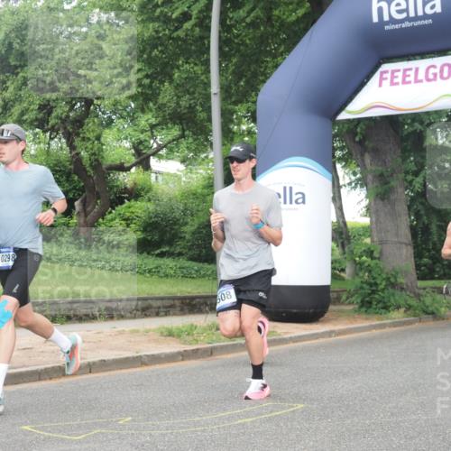 29.06.2025 - hella hamburg halbmarathon KatJ http://msf.ph/oto/8349565 29.06.2025 10:20:54 Zwischen KM18-KM19 6619, 7272 meine-sportfotos.de