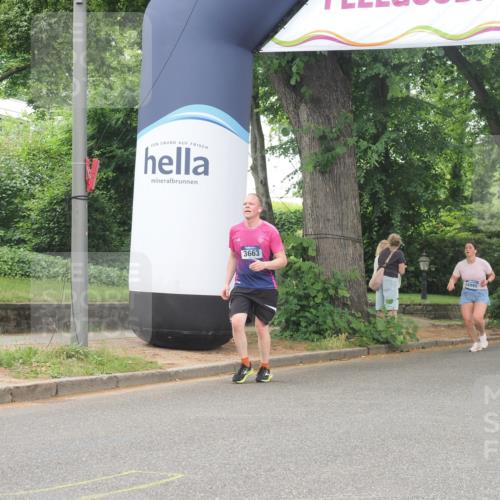 29.06.2025 - hella hamburg halbmarathon KatJ http://msf.ph/oto/8349724 29.06.2025 10:50:33 Zwischen KM18-KM19 1316, 3199 meine-sportfotos.de