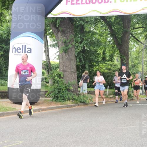 29.06.2025 - hella hamburg halbmarathon KatJ http://msf.ph/oto/8349757 29.06.2025 10:50:34 Zwischen KM18-KM19 3199, 3663 meine-sportfotos.de