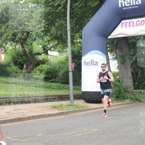 29.06.2025 - hella hamburg halbmarathon KatJ http://msf.ph/oto/8349778 29.06.2025 10:20:56 Zwischen KM18-KM19 6619, 7272 meine-sportfotos.de