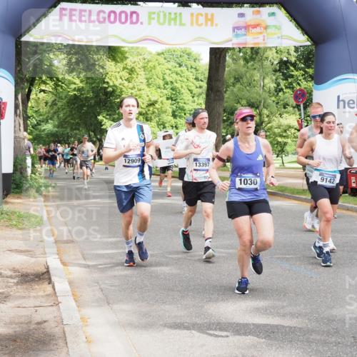 29.06.2025 - hella hamburg halbmarathon MichiJ http://msf.ph/oto/8349878 29.06.2025 10:41:02 Zwischen KM18-KM19 1030, 1482, 1727, 1870, 2070, 2346, 2884, 2910, 3103, 3310, 5866, 6942, 6994, 7147, 7864, 8487, 8973, 9142, 10040, 11992, 12909, 13397, 13997, 14036, 14592, 15980, 16750, 18134, 18143, 18590, 18720, 19067 meine-sportfotos.de