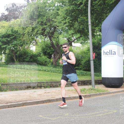29.06.2025 - hella hamburg halbmarathon KatJ http://msf.ph/oto/8349934 29.06.2025 10:20:57 Zwischen KM18-KM19 6619, 7272 meine-sportfotos.de