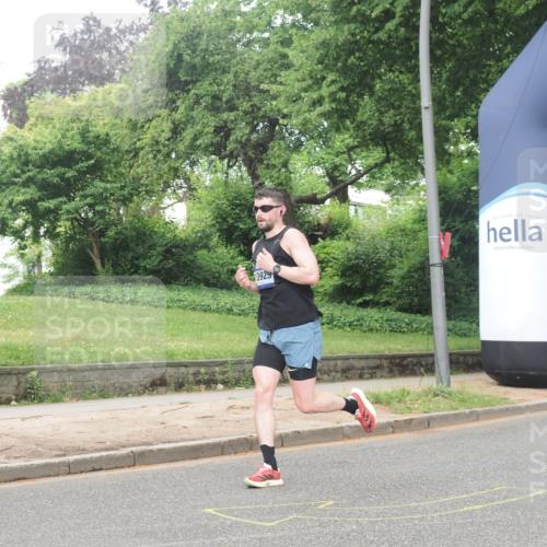 29.06.2025 - hella hamburg halbmarathon KatJ http://msf.ph/oto/8349962 29.06.2025 10:20:57 Zwischen KM18-KM19 6619, 7272 meine-sportfotos.de