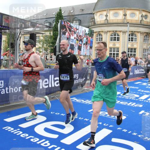 29.06.2025 - hella hamburg halbmarathon Michael Strokosch http://msf.ph/oto/8350082 29.06.2025 10:52:46 Ziel 2287, 2346, 3999, 5116, 5169, 5194, 7475, 8172, 9869, 10115, 11459, 12482, 14122, 14805, 16467, 17198, 18331, 19244 meine-sportfotos.de
