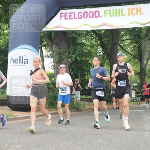 29.06.2025 - hella hamburg halbmarathon KatJ http://msf.ph/oto/8350152 29.06.2025 10:50:38 Zwischen KM18-KM19 2810, 3199, 3663, 4389, 5511, 8423 meine-sportfotos.de