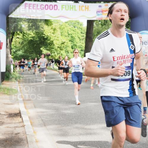 29.06.2025 - hella hamburg halbmarathon MichiJ http://msf.ph/oto/8350196 29.06.2025 10:41:04 Zwischen KM18-KM19 1030, 1482, 1727, 1870, 2070, 2346, 2910, 3096, 3819, 5259, 5866, 6942, 7864, 8487, 8973, 9142, 9227, 10040, 12909, 13397, 13997, 14036, 14592, 15980, 18134, 18590, 18715, 18720, 19067 meine-sportfotos.de