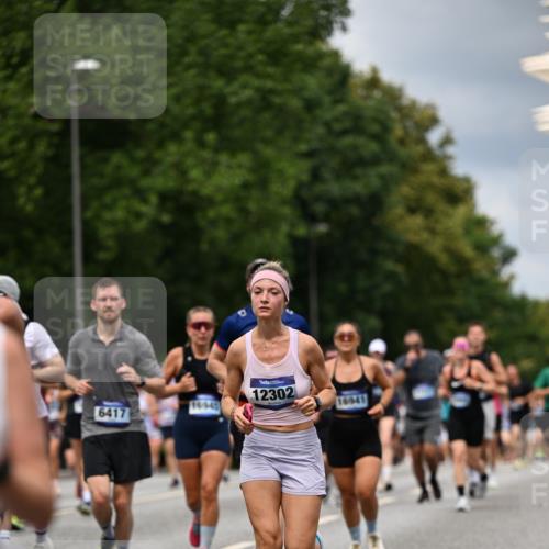 29.06.2025 - hella hamburg halbmarathon Dr. Thomas Lammeyer http://msf.ph/oto/8350331 29.06.2025 10:40:45 Kennedybrücke 1008, 1010, 1224, 3401, 3699, 3895, 4245, 4937, 5171, 5246, 5540, 5747, 5809, 5919, 6184, 6359, 6417, 7632, 8530, 8581, 9229, 9295, 9432, 9694, 9701, 9806, 10123, 10487, 10531, 10577, 10984 meine-sportfotos.de