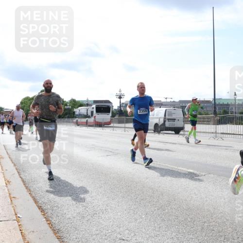 29.06.2025 - hella hamburg halbmarathon Lena Gebhardt http://msf.ph/oto/8350384 29.06.2025 10:13:45 Lombardsbrücke 12797, 2359, 744, 10, 1007, 1131, 1480, 1747, 1859, 2055, 2359, 2721, 2904, 2961, 2987, 3360, 3729, 4001, 4187, 4795, 4950, 5232, 5546, 5631, 5719, 6026, 6710, 6717, 6724, 7346, 7446, 7447, 7460, 7462, 7913, 8279, 8673, 9128, 9527, 9612, 9631, 10442, 10443, 10977, 11441, 12313, 12492, 12797, 12928, 12929, 13331, 13928, 15085, 15482, 15663, 15721, 15722, 15922, 16491, 17439, 17472, 17474, 17985, 18041, 18222, 18231 meine-sportfotos.de