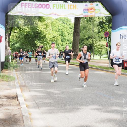 29.06.2025 - hella hamburg halbmarathon MichiJ http://msf.ph/oto/8350553 29.06.2025 10:41:06 Zwischen KM18-KM19 1030, 1482, 1727, 1870, 2346, 2518, 2910, 3096, 3819, 5259, 5866, 6294, 6629, 6942, 7864, 8487, 8973, 9142, 9227, 10040, 12632, 12909, 13397, 14036, 14592, 18134, 18590, 18715, 18720, 19067 meine-sportfotos.de