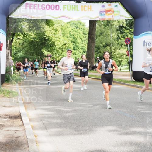 29.06.2025 - hella hamburg halbmarathon MichiJ http://msf.ph/oto/8350590 29.06.2025 10:41:06 Zwischen KM18-KM19 1030, 1482, 1727, 1870, 2346, 2518, 2910, 3096, 3819, 5259, 5866, 6294, 6629, 6942, 7864, 8487, 8973, 9142, 9227, 10040, 12632, 12909, 13397, 14036, 14592, 18134, 18590, 18715, 18720, 19067 meine-sportfotos.de