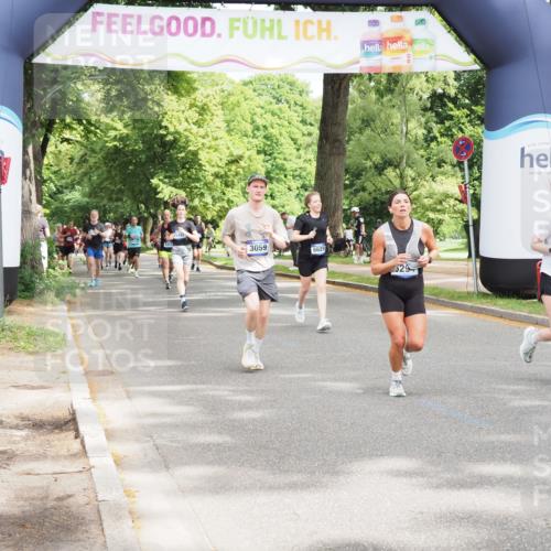 29.06.2025 - hella hamburg halbmarathon MichiJ http://msf.ph/oto/8350608 29.06.2025 10:41:06 Zwischen KM18-KM19 1030, 1482, 1727, 1870, 2346, 2518, 2910, 3096, 3819, 5259, 5866, 6294, 6629, 6942, 7864, 8487, 8973, 9142, 9227, 10040, 12632, 12909, 13397, 14036, 14592, 18134, 18590, 18715, 18720, 19067 meine-sportfotos.de