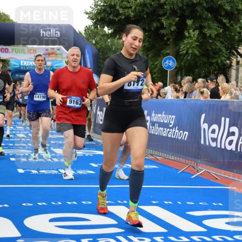 29.06.2025 - hella hamburg halbmarathon Strokosch-Dieckow http://msf.ph/oto/8350646 29.06.2025 10:52:48 Ziel 1257, 1258, 1657, 2099, 2287, 2444, 2814, 2910, 3999, 4557, 4558, 4770, 5077, 5116, 5169, 5194, 8139, 8172, 8720, 8955, 9065, 9163, 9869, 10724, 10811, 11217, 11992, 12482, 14198, 14286, 14805, 16467, 17198, 18331, 19244 meine-sportfotos.de