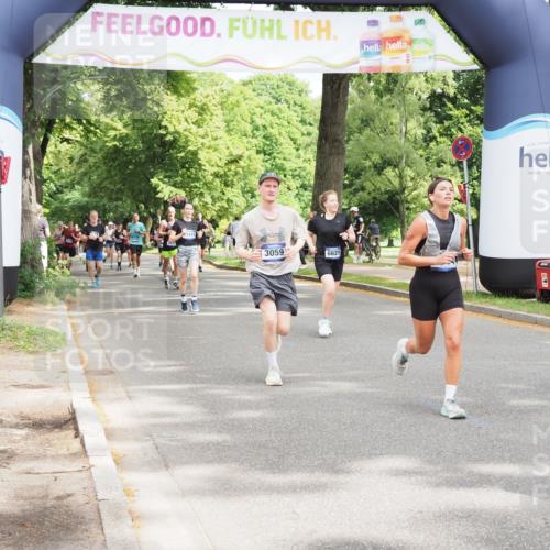 29.06.2025 - hella hamburg halbmarathon MichiJ http://msf.ph/oto/8350660 29.06.2025 10:41:07 Zwischen KM18-KM19 1030, 1482, 1870, 2346, 2518, 2910, 3059, 3096, 3819, 5259, 5866, 6294, 6629, 7864, 8487, 8973, 9142, 9227, 10040, 12632, 12909, 13397, 14036, 14592, 18134, 18590, 18715, 19067 meine-sportfotos.de