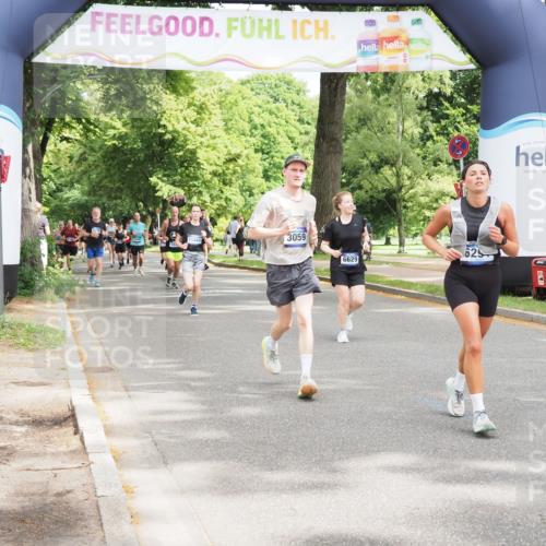 29.06.2025 - hella hamburg halbmarathon MichiJ http://msf.ph/oto/8350711 29.06.2025 10:41:07 Zwischen KM18-KM19 1030, 1482, 1870, 2346, 2518, 2910, 3059, 3096, 3819, 5259, 5866, 6294, 6629, 7864, 8487, 8973, 9142, 9227, 10040, 12632, 12909, 13397, 14036, 14592, 18134, 18590, 18715, 19067 meine-sportfotos.de