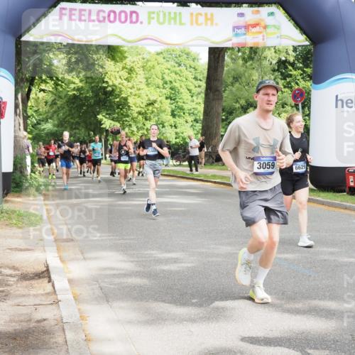 29.06.2025 - hella hamburg halbmarathon MichiJ http://msf.ph/oto/8350808 29.06.2025 10:41:08 Zwischen KM18-KM19 1482, 1870, 2346, 2518, 3059, 3096, 3819, 5259, 5866, 6294, 6629, 8487, 8973, 9227, 12632, 12909, 14036, 14592, 15441, 18590, 18715, 19067 meine-sportfotos.de