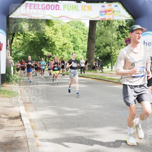 29.06.2025 - hella hamburg halbmarathon MichiJ http://msf.ph/oto/8350884 29.06.2025 10:41:08 Zwischen KM18-KM19 1482, 1870, 2346, 2518, 3059, 3096, 3819, 5259, 5866, 6294, 6629, 8487, 8973, 9227, 12632, 12909, 14036, 14592, 15441, 18590, 18715, 19067 meine-sportfotos.de