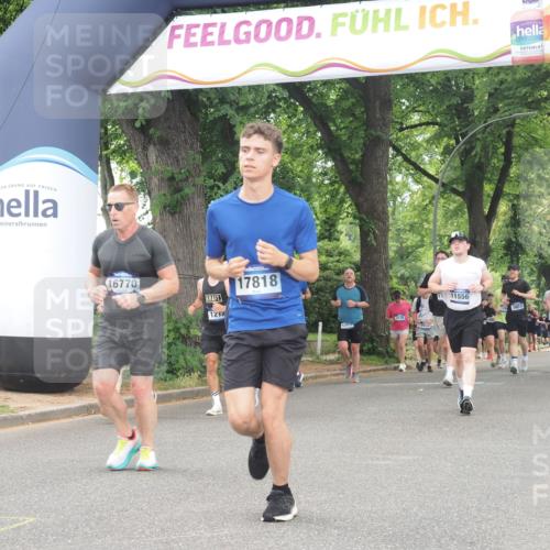 29.06.2025 - hella hamburg halbmarathon KatJ http://msf.ph/oto/8350997 29.06.2025 10:50:53 Zwischen KM18-KM19 1531, 4945 meine-sportfotos.de