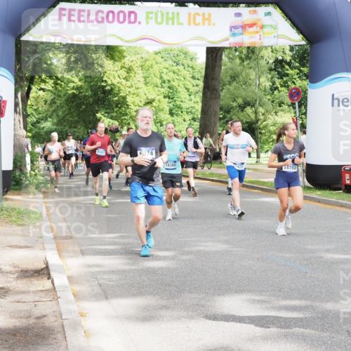 29.06.2025 - hella hamburg halbmarathon MichiJ http://msf.ph/oto/8351015 29.06.2025 10:41:13 Zwischen KM18-KM19 1422, 1442, 2518, 3059, 6294, 6374, 6629, 11789, 12632, 14702, 15441, 18380 meine-sportfotos.de