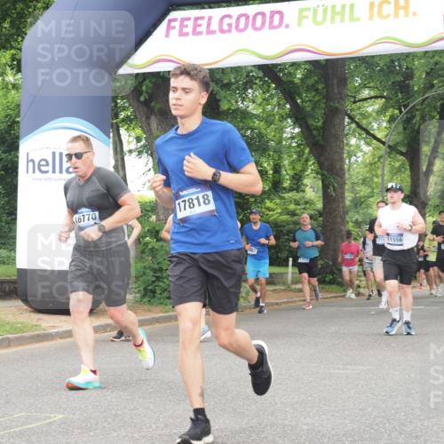 29.06.2025 - hella hamburg halbmarathon KatJ http://msf.ph/oto/8351025 29.06.2025 10:50:53 Zwischen KM18-KM19 1531, 4945 meine-sportfotos.de