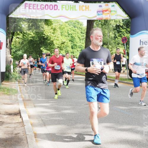 29.06.2025 - hella hamburg halbmarathon MichiJ http://msf.ph/oto/8351254 29.06.2025 10:41:14 Zwischen KM18-KM19 1422, 1442, 3059, 4587, 6294, 6374, 6629, 9922, 11789, 12632, 14702, 14909, 15441, 17765, 18380 meine-sportfotos.de