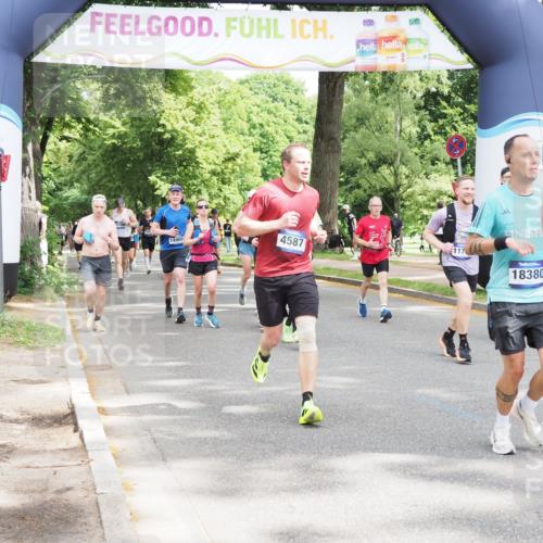 29.06.2025 - hella hamburg halbmarathon MichiJ http://msf.ph/oto/8351352 29.06.2025 10:41:15 Zwischen KM18-KM19 1422, 1442, 2630, 3059, 4587, 6374, 8698, 9922, 11789, 14702, 14909, 15441, 17765, 18380 meine-sportfotos.de