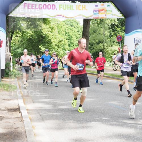 29.06.2025 - hella hamburg halbmarathon MichiJ http://msf.ph/oto/8351374 29.06.2025 10:41:15 Zwischen KM18-KM19 1422, 1442, 2630, 3059, 4587, 6374, 8698, 9922, 11789, 14702, 14909, 15441, 17765, 18380 meine-sportfotos.de