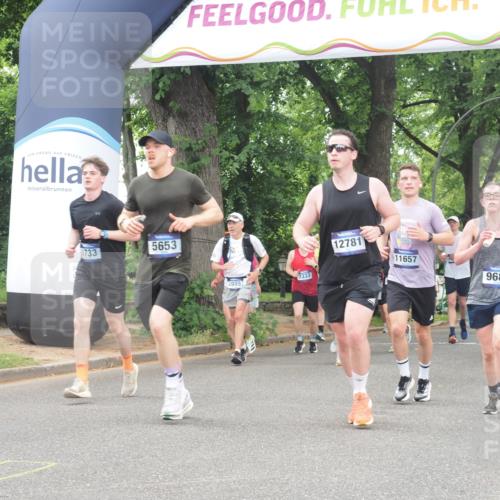 29.06.2025 - hella hamburg halbmarathon KatJ http://msf.ph/oto/8351502 29.06.2025 10:50:58 Zwischen KM18-KM19 1212, 1733, 1851, 2463, 4985, 5653, 7333 meine-sportfotos.de