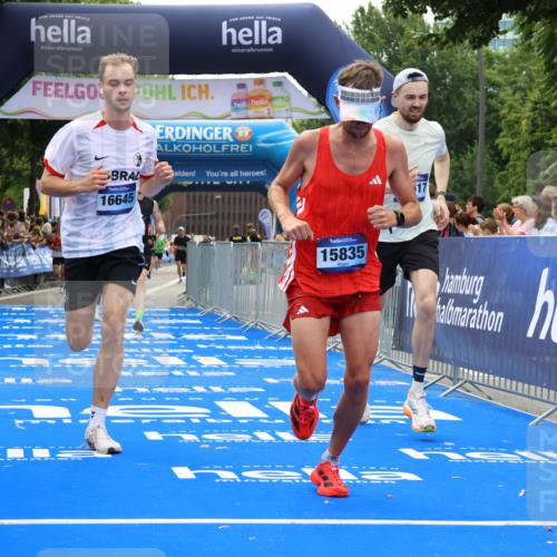 29.06.2025 - hella hamburg halbmarathon Strokosch-Dieckow http://msf.ph/oto/8351531 29.06.2025 10:31:38 Ziel 5187, 5660, 7793, 12681, 13606, 13617, 15835, 18102 meine-sportfotos.de