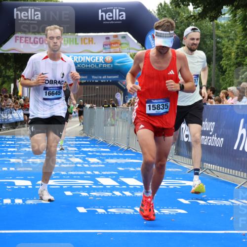 29.06.2025 - hella hamburg halbmarathon Strokosch-Dieckow http://msf.ph/oto/8351562 29.06.2025 10:31:38 Ziel 5187, 5660, 7793, 12681, 13606, 13617, 15835, 18102 meine-sportfotos.de