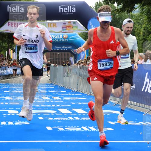 29.06.2025 - hella hamburg halbmarathon Strokosch-Dieckow http://msf.ph/oto/8351625 29.06.2025 10:31:38 Ziel 5187, 5660, 7793, 12681, 13606, 13617, 15835, 18102 meine-sportfotos.de