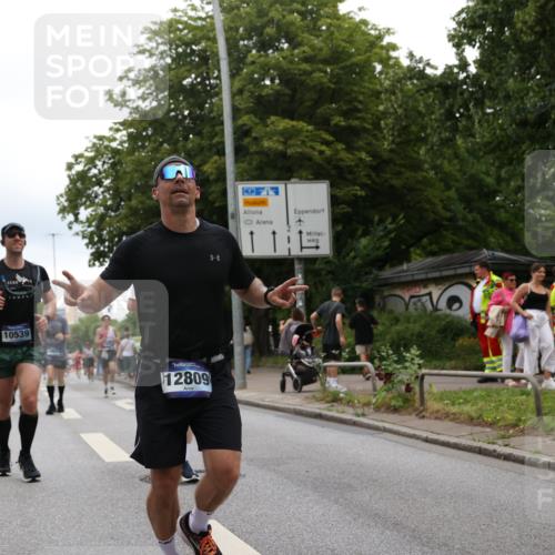 29.06.2025 - hella hamburg halbmarathon Yannick Fuchs http://msf.ph/oto/8351644 29.06.2025 10:52:49 20KM 1285, 1642, 1946, 1951, 2027, 2711, 2855, 5084, 5633, 6208, 6636, 6860, 6997, 7476, 8392, 8929, 9156, 9353, 9553, 9555, 9655, 9835, 10539, 10915, 12809, 13407, 14355, 14375, 14631, 14914, 15263, 15824, 16160, 16206, 16409, 16563, 16922, 16924, 17346, 17665, 17782, 17810, 17814, 17839, 17852, 17931, 17967, 18112, 18232, 18266, 18556, 18682, 18730, 18833, 18954, 19002, 19003 meine-sportfotos.de