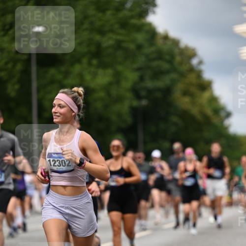 29.06.2025 - hella hamburg halbmarathon Dr. Thomas Lammeyer http://msf.ph/oto/8351696 29.06.2025 10:40:46 Kennedybrücke 1008, 1010, 1224, 3401, 3699, 3895, 4245, 4937, 5171, 5246, 5540, 5747, 5809, 5919, 6184, 6359, 6417, 7632, 8530, 8581, 9229, 9295, 9432, 9694, 9701, 9806, 10123, 10487, 10531, 10577, 10984 meine-sportfotos.de