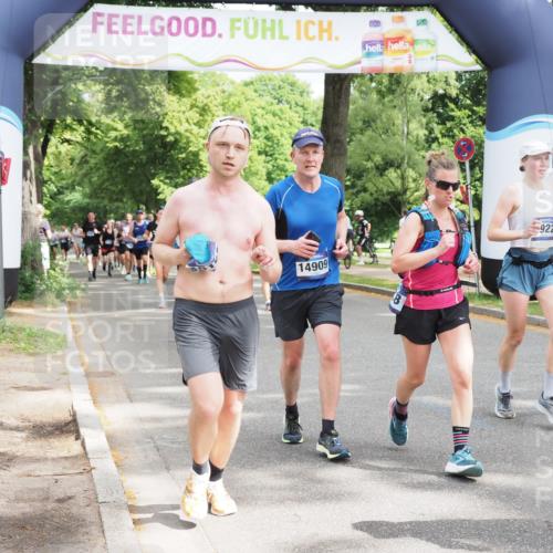 29.06.2025 - hella hamburg halbmarathon MichiJ http://msf.ph/oto/8351706 29.06.2025 10:41:18 Zwischen KM18-KM19 1422, 1442, 2630, 4587, 6374, 6938, 8698, 9060, 9922, 11789, 11844, 12186, 13794, 14702, 14909, 15156, 17765, 18380 meine-sportfotos.de