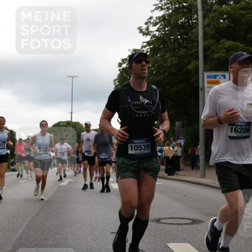 29.06.2025 - hella hamburg halbmarathon Yannick Fuchs http://msf.ph/oto/8351838 29.06.2025 10:52:50 20KM 1285, 1642, 1946, 1951, 2027, 2711, 2855, 5084, 5347, 5633, 6208, 6636, 6860, 6997, 7476, 8392, 8929, 9156, 9353, 9553, 9555, 9655, 9835, 10539, 10915, 12809, 13407, 14355, 14375, 14631, 14914, 15263, 15824, 16160, 16206, 16409, 16563, 16922, 16924, 17346, 17665, 17782, 17810, 17839, 17852, 17931, 17967, 18112, 18232, 18266, 18556, 18682, 18730, 18833, 18954, 19002, 19003 meine-sportfotos.de