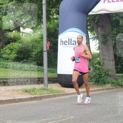 29.06.2025 - hella hamburg halbmarathon KatJ http://msf.ph/oto/8351971 29.06.2025 10:21:24 Zwischen KM18-KM19 1894, 4812, 5660, 7845 meine-sportfotos.de