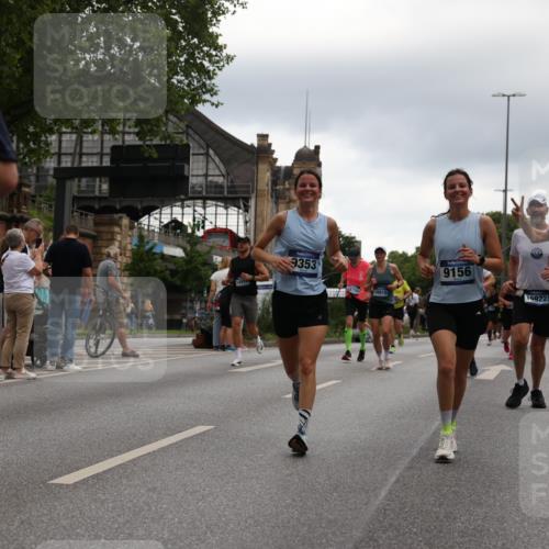 29.06.2025 - hella hamburg halbmarathon Yannick Fuchs http://msf.ph/oto/8352053 29.06.2025 10:52:50 20KM 1285, 1642, 1946, 1951, 2027, 2711, 2855, 5084, 5347, 5633, 6208, 6636, 6860, 6997, 7476, 8392, 8929, 9156, 9353, 9553, 9555, 9655, 9835, 10539, 10915, 12809, 13407, 14355, 14375, 14631, 14914, 15263, 15824, 16160, 16206, 16409, 16563, 16922, 16924, 17346, 17665, 17782, 17810, 17839, 17852, 17931, 17967, 18112, 18232, 18266, 18556, 18682, 18730, 18833, 18954, 19002, 19003 meine-sportfotos.de