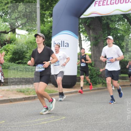29.06.2025 - hella hamburg halbmarathon KatJ http://msf.ph/oto/8352118 29.06.2025 10:51:02 Zwischen KM18-KM19 1212, 1733, 1851, 2463, 3572, 4120, 4985, 5653, 7333 meine-sportfotos.de