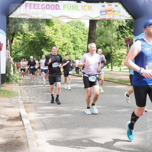 29.06.2025 - hella hamburg halbmarathon MichiJ http://msf.ph/oto/8352120 29.06.2025 10:41:25 Zwischen KM18-KM19 1496, 1628, 2561, 7395, 8316, 9060, 10191, 10192, 10266, 11068, 11747, 12186, 13794, 15169, 15856, 16985, 17482, 18308 meine-sportfotos.de