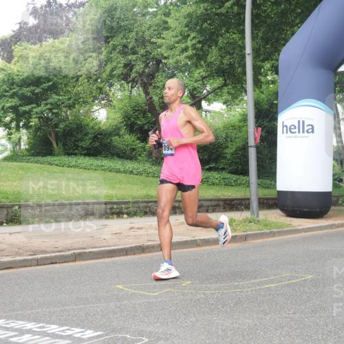 29.06.2025 - hella hamburg halbmarathon KatJ http://msf.ph/oto/8352144 29.06.2025 10:21:25 Zwischen KM18-KM19 1894, 4812, 5660, 7845 meine-sportfotos.de