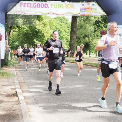 29.06.2025 - hella hamburg halbmarathon MichiJ http://msf.ph/oto/8352161 29.06.2025 10:41:25 Zwischen KM18-KM19 1496, 1628, 2561, 7395, 8316, 9060, 10191, 10192, 10266, 11068, 11747, 12186, 13794, 15169, 15856, 16985, 17482, 18308 meine-sportfotos.de