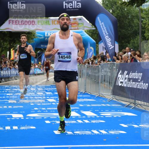 29.06.2025 - hella hamburg halbmarathon Strokosch-Dieckow http://msf.ph/oto/8352333 29.06.2025 10:31:17 Ziel 3201, 3955, 4812, 10017, 10298, 11857, 12232, 13754, 14450, 14548, 19042 meine-sportfotos.de
