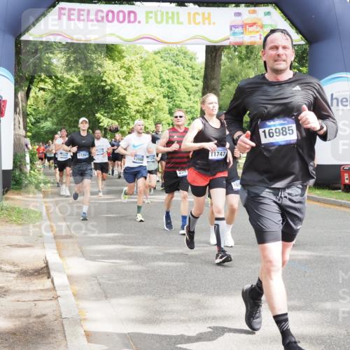 29.06.2025 - hella hamburg halbmarathon MichiJ http://msf.ph/oto/8352370 29.06.2025 10:41:27 Zwischen KM18-KM19 1496, 1628, 2561, 7129, 7395, 8316, 10191, 10192, 10266, 11068, 11747, 13988, 15169, 15856, 16985, 17261, 17482, 18308, 18612 meine-sportfotos.de
