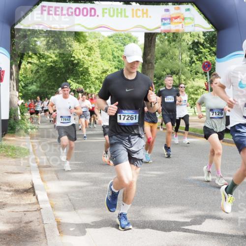 29.06.2025 - hella hamburg halbmarathon MichiJ http://msf.ph/oto/8352780 29.06.2025 10:41:29 Zwischen KM18-KM19 1496, 1628, 2561, 4419, 7129, 7395, 8285, 8316, 8449, 10191, 10192, 10266, 11068, 11747, 13988, 15169, 15300, 15856, 16574, 16985, 17261, 17842, 18514, 18612 meine-sportfotos.de